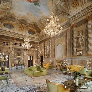 ***** Hotel Grand Continental - Starhotels Collezione Italia