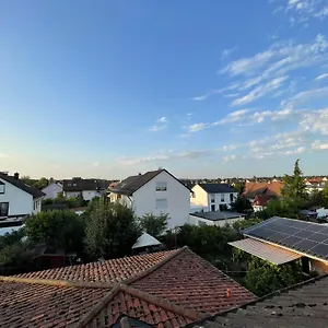 Messe- Und Lejlighed Feucht